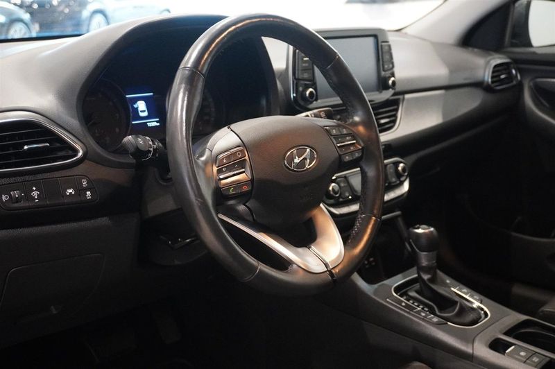 Hyundai i30 bild 2