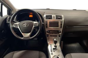 Toyota Avensis bild 10