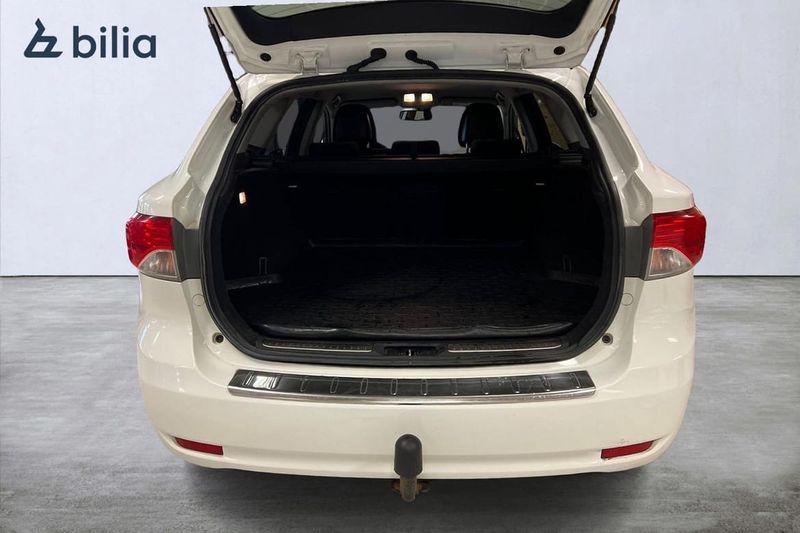 Toyota Avensis bild 12