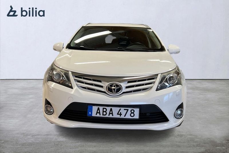 Toyota Avensis bild 6
