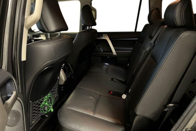Toyota Land Cruiser bild 13