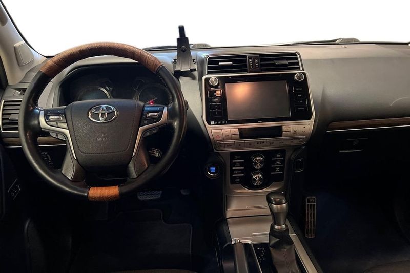 Toyota Land Cruiser bild 10