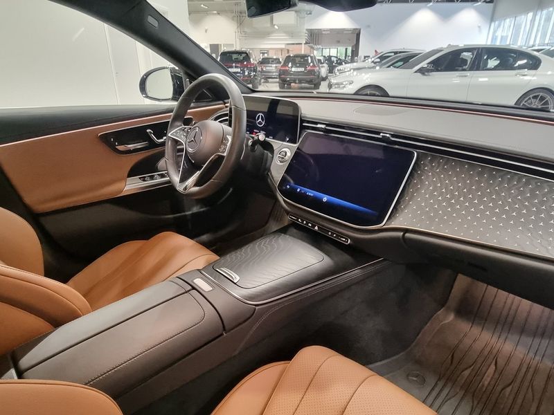 Mercedes E300 bild 8