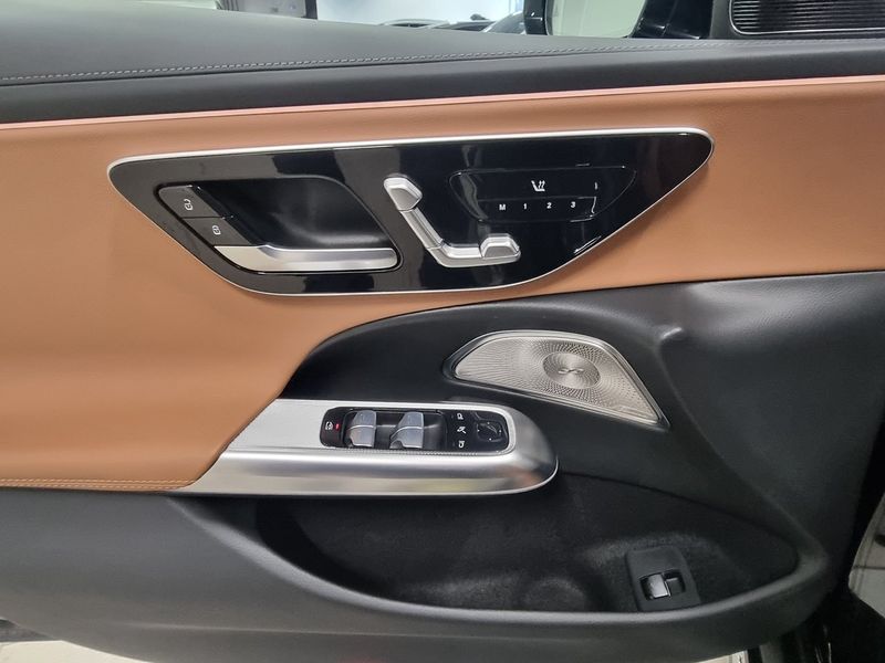 Mercedes E300 bild 11