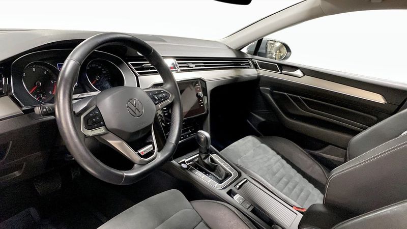 Volkswagen Passat bild 7