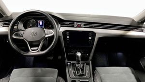 Volkswagen Passat bild 10