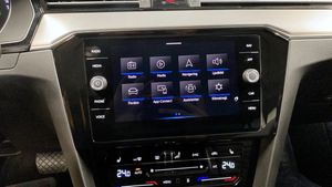 Volkswagen Passat bild 9