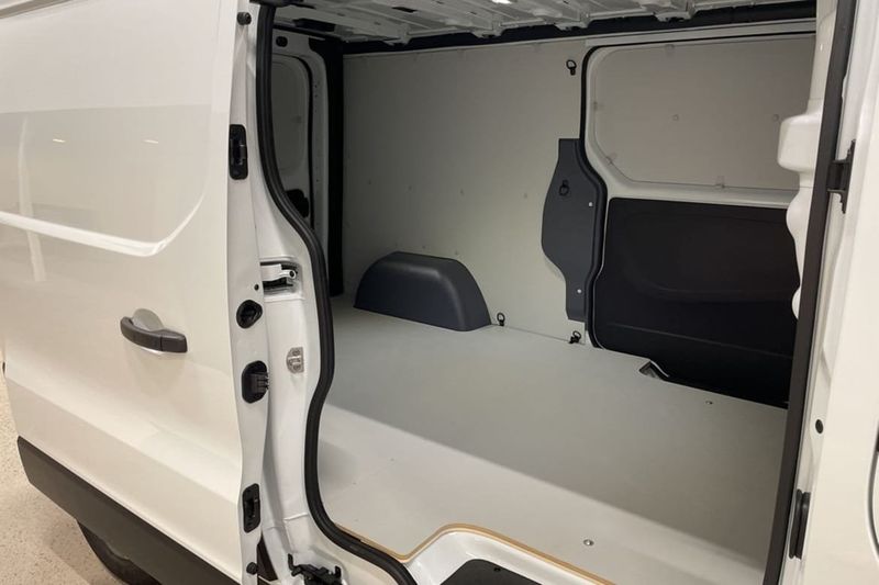 Renault Trafic bild 12
