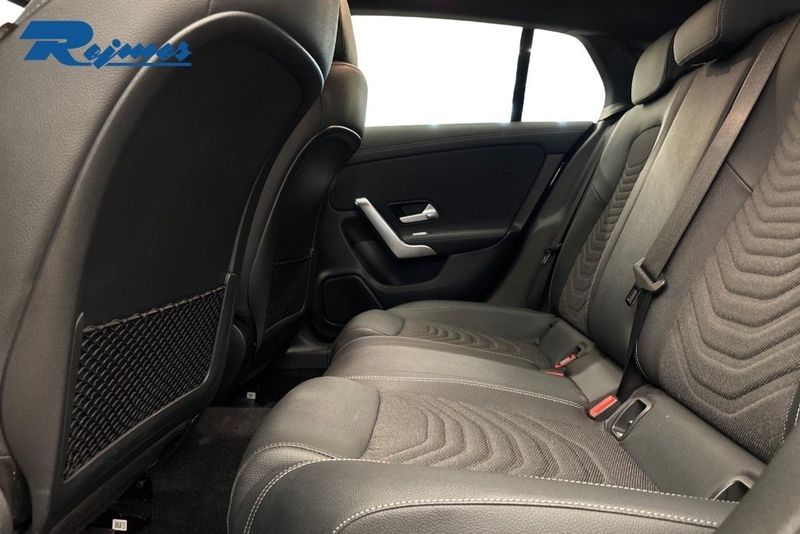 Mercedes CLA250 bild 9