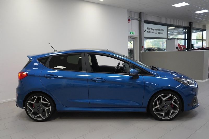 Ford Fiesta bild 3
