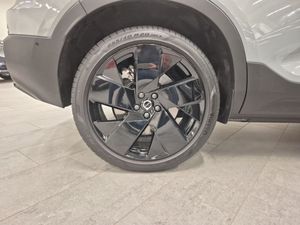 Volvo EX40 bild 10