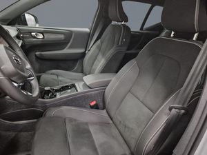 Volvo EX40 bild 6