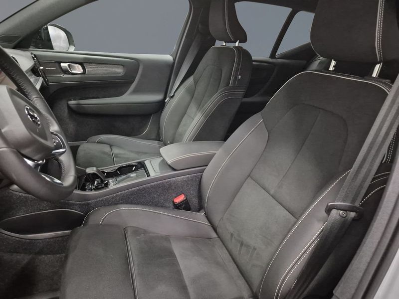 Volvo EX40 bild 6