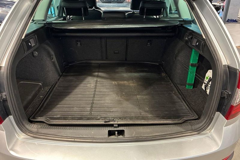 Skoda Octavia bild 21