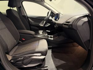 BMW 120 bild 8