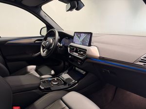 BMW iX3 bild 9
