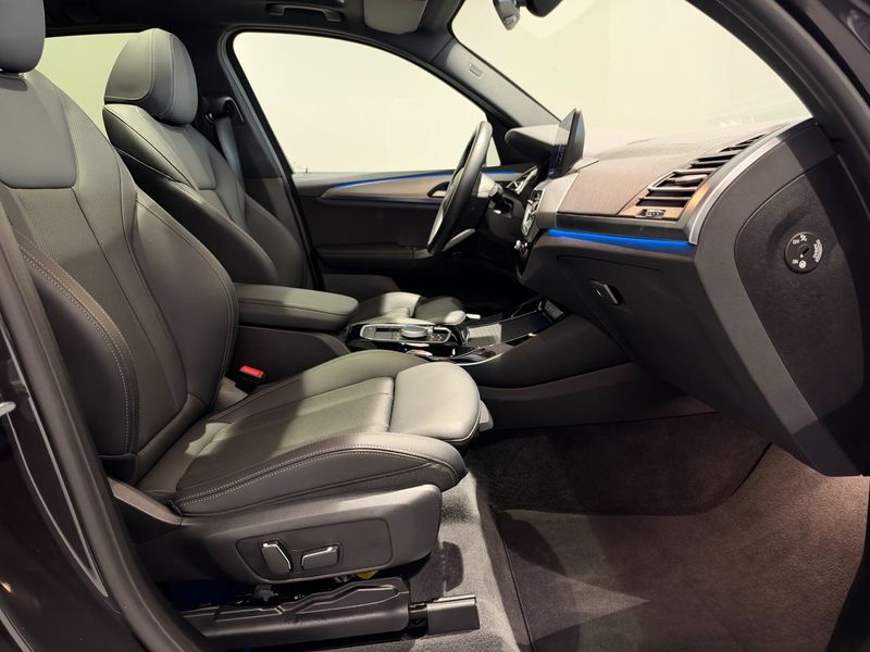 BMW iX3 bild 8