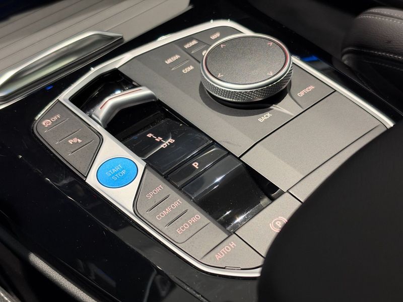 BMW iX3 bild 17