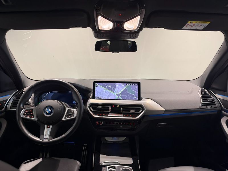 BMW iX3 bild 13