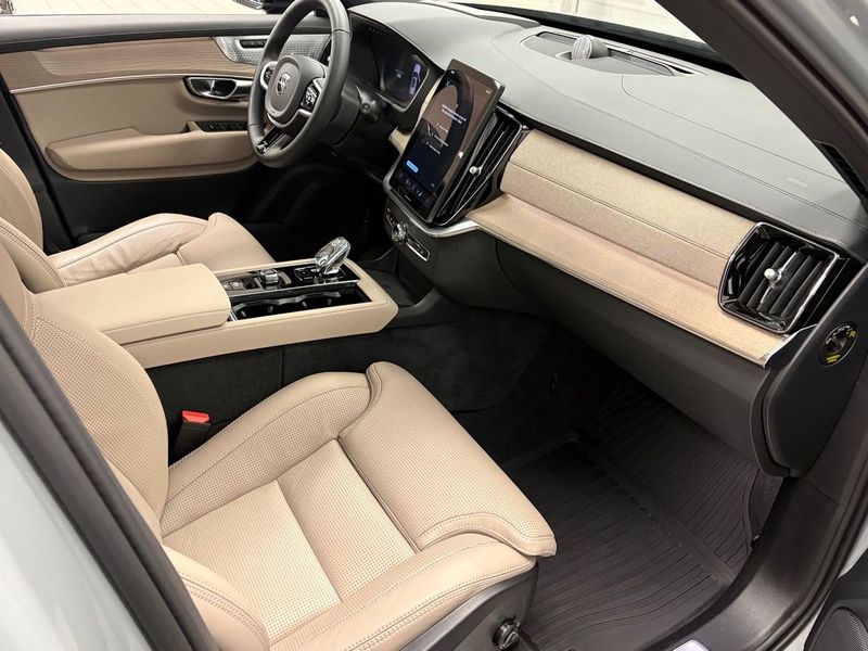 Volvo XC90 bild 8