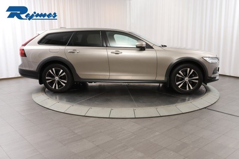 Volvo V90 bild 8