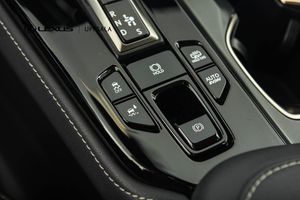 Lexus NX bild 16