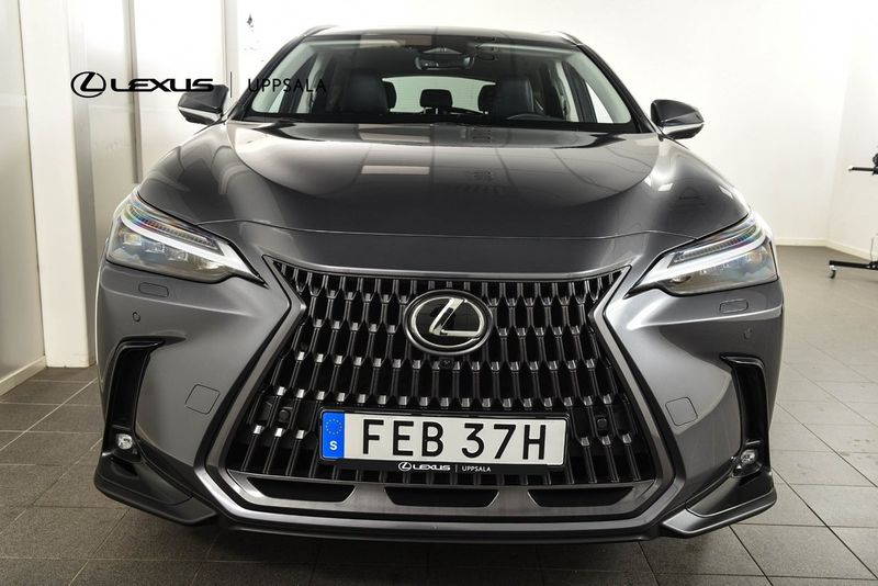 Lexus NX bild 5