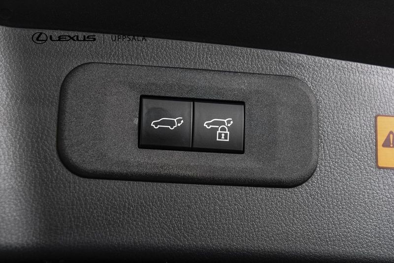 Lexus NX bild 10