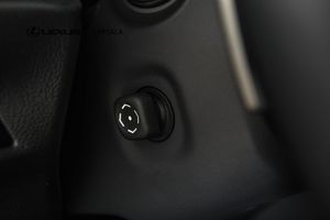 Lexus NX bild 13