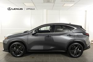 Lexus NX bild 2