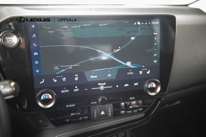 Lexus NX bild 18