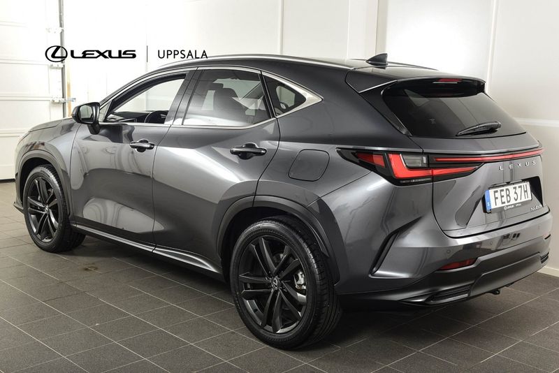 Lexus NX bild 3