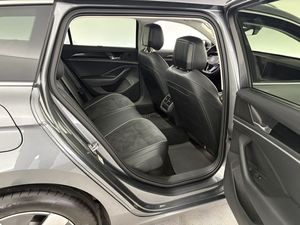 Volkswagen Passat bild 13
