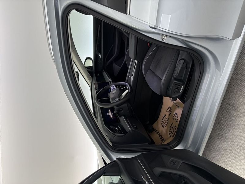 Volkswagen Passat bild 8