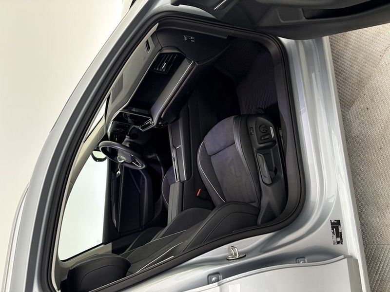 Volkswagen Passat bild 15