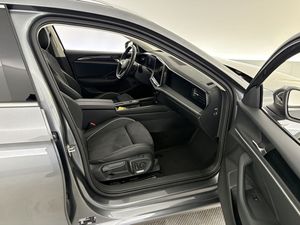 Volkswagen Passat bild 14