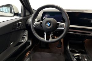 BMW 120 bild 9