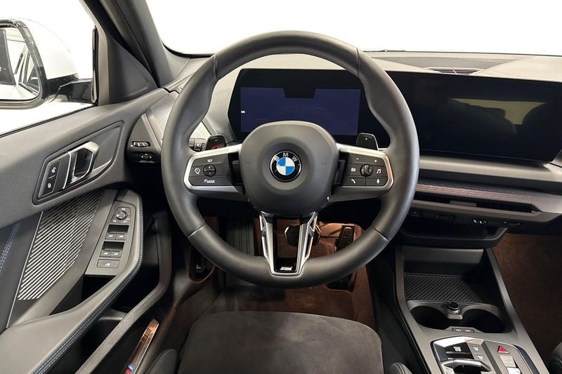 BMW 120 bild 9