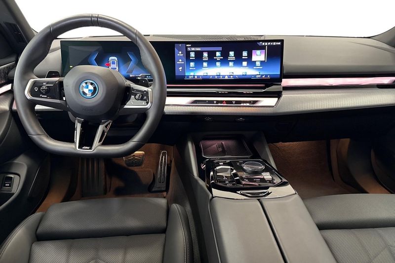 BMW 530 bild 8