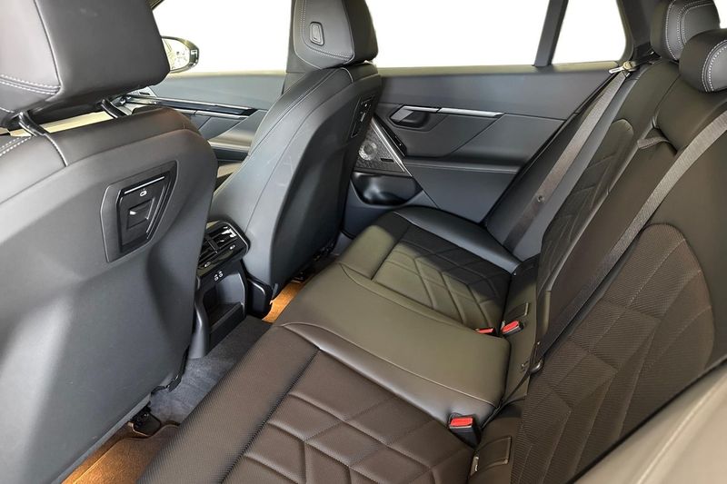 BMW 530 bild 15