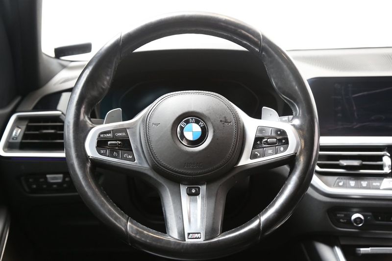 BMW 320 bild 13