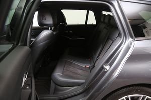 BMW 320 bild 9