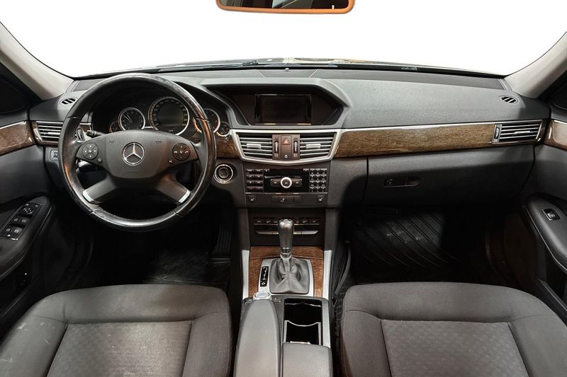 Mercedes E220 bild 12