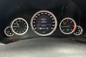 Mercedes E220 bild 17
