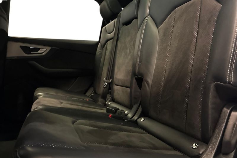 Audi Q7 bild 14