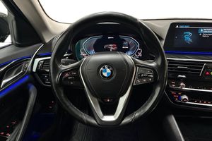 BMW 530 bild 16