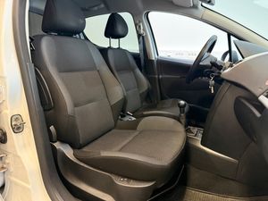 Peugeot 207 bild 3