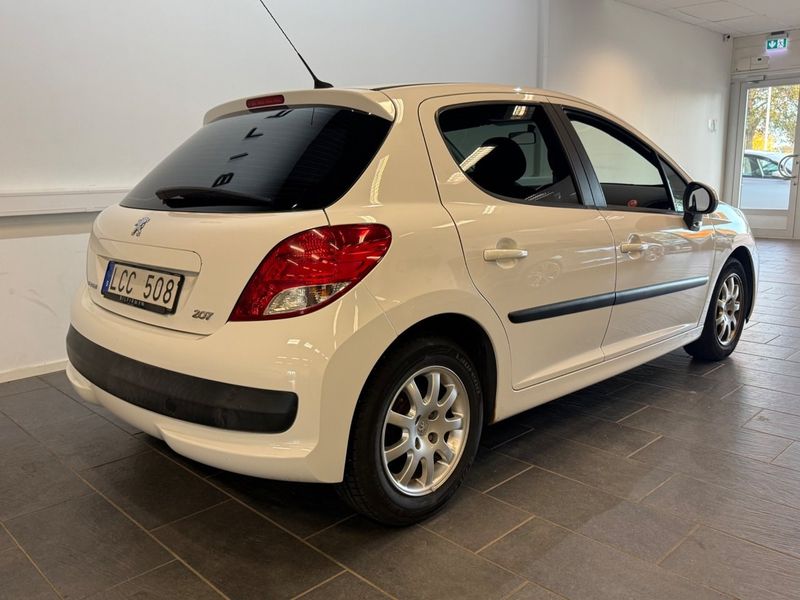 Peugeot 207 bild 6