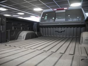 Chevrolet Silverado bild 6