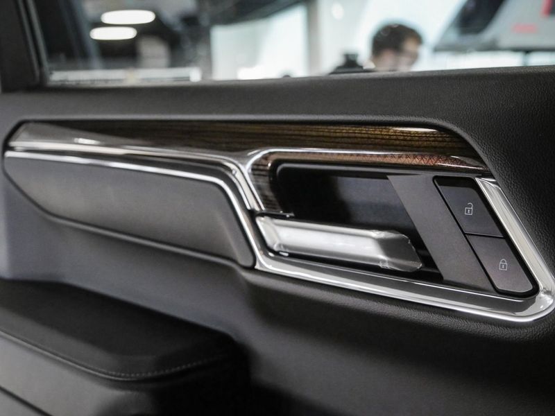 Chevrolet Silverado bild 15